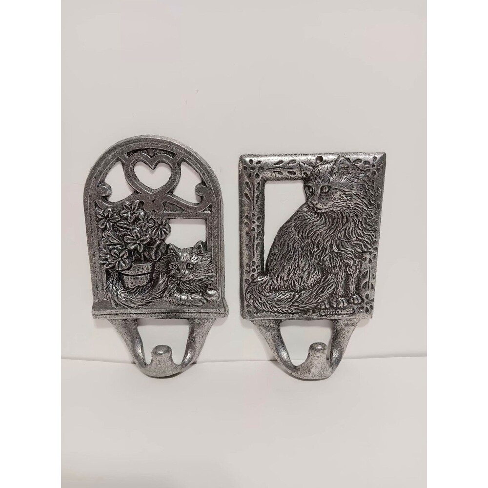 Cats Metal Tin Aluminum Wall Mounted Key Towel Hat Hook Lot of 2